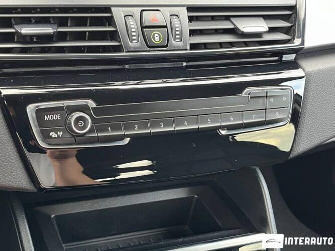 BMW 225XE 47 interauto-car