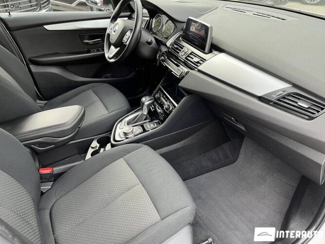 BMW 225XE 39 interauto-car