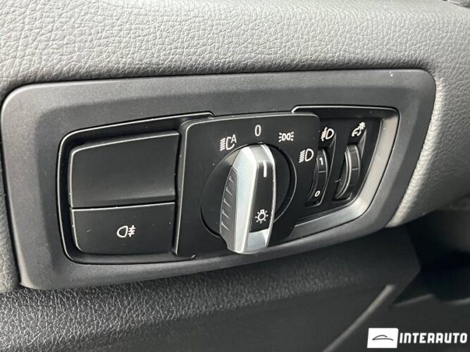 BMW 225XE 51 interauto-car