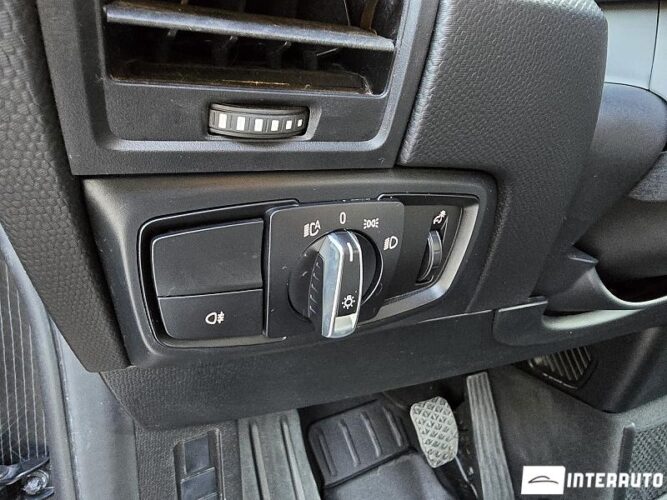 BMW i3 32 interauto-car