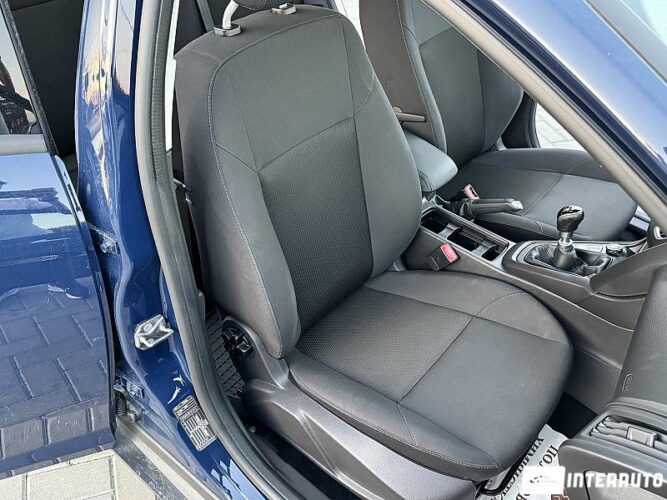 Ford Focus 46 interauto-car