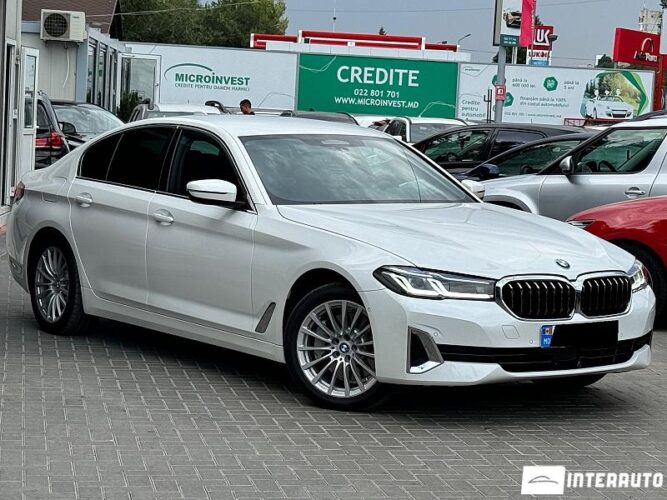 BMW 530e 36 interauto-car