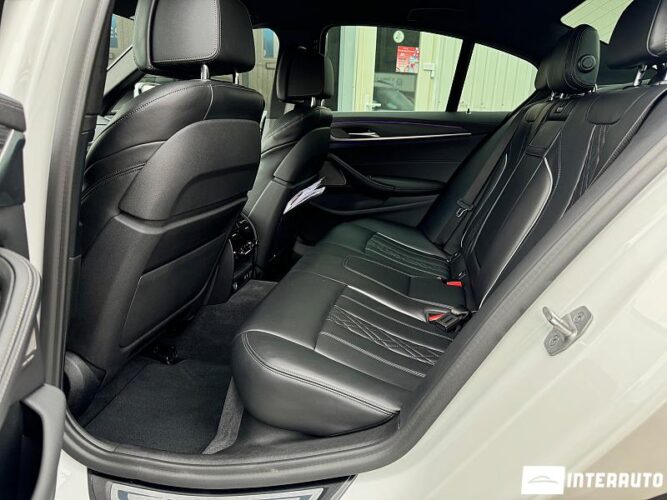 BMW 530e 51 interauto-car