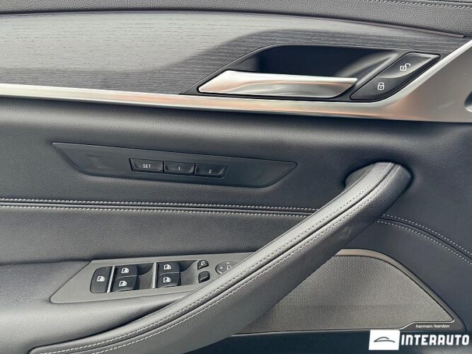 BMW 530e 48 interauto-car
