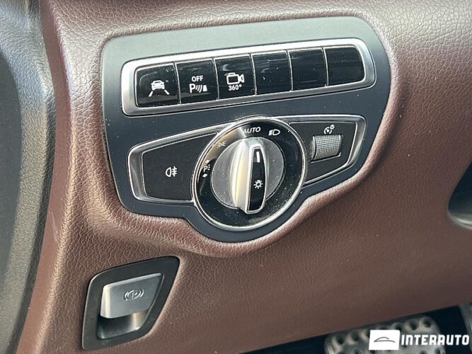 Mercedes V 220 46 interauto-car