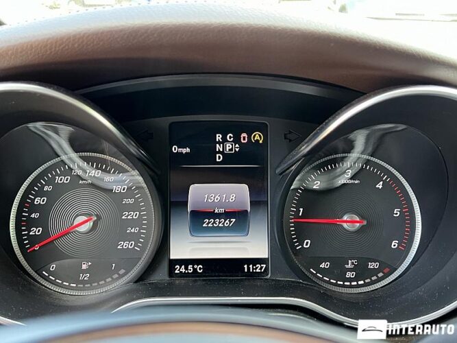 Mercedes V 220 49 interauto-car