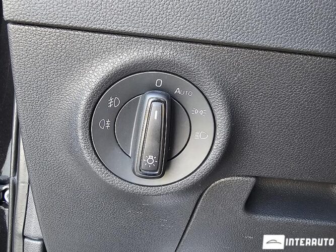 Skoda Karoq 34 interauto-car