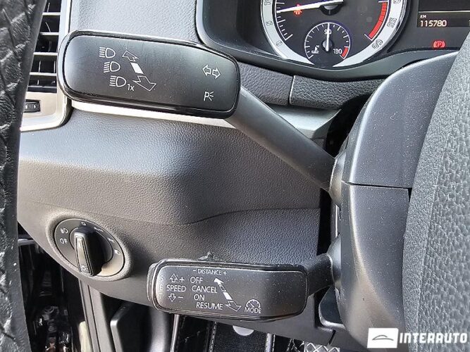 Skoda Karoq 35 interauto-car