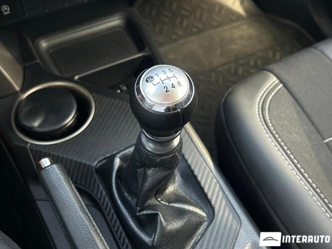 Toyota Rav-4 43 interauto-car