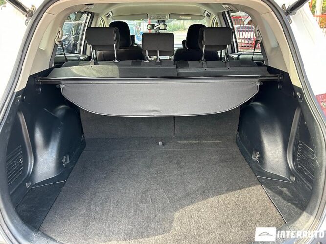 Toyota Rav-4 48 interauto-car