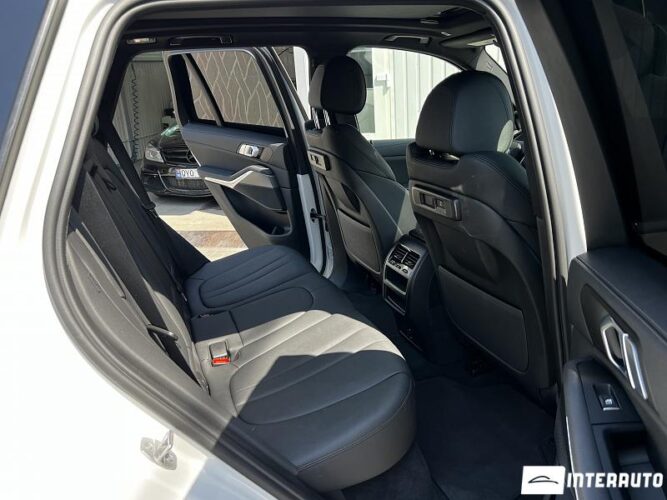 BMW X5 4.0i 51 interauto-car