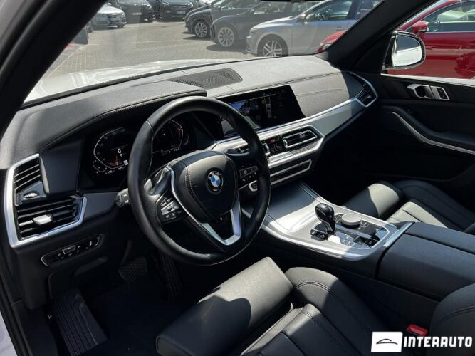 BMW X5 4.0i 42 interauto-car
