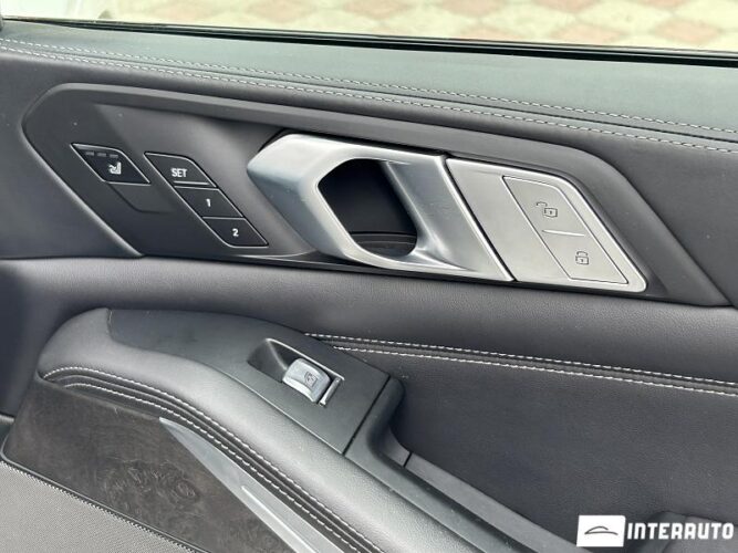 BMW X7 4.0i 58 interauto-car