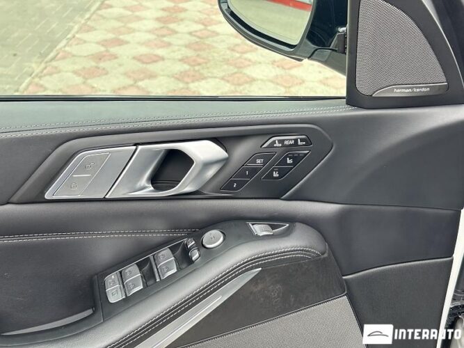 BMW X7 4.0i 46 interauto-car