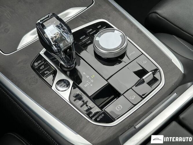 BMW X7 4.0i 54 interauto-car