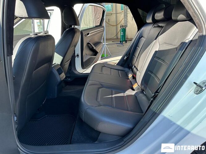 Volkswagen Passat 33 interauto-car