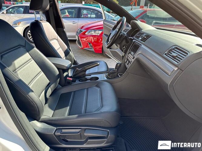 Volkswagen Passat 34 interauto-car