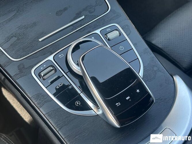 Mercedes C 250 49 interauto-car