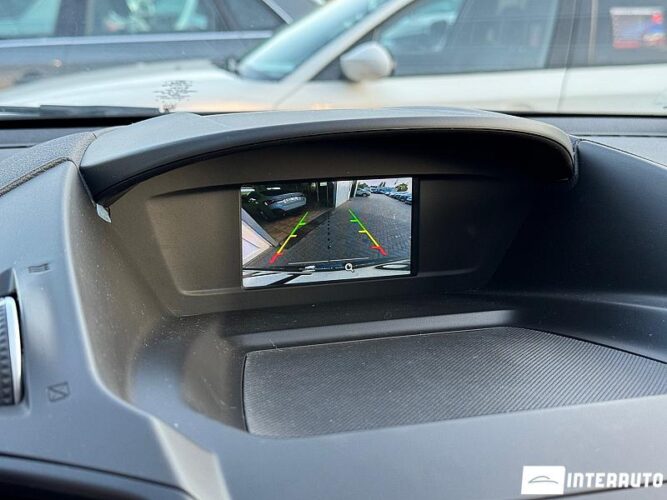 Ford Escape 40 interauto-car