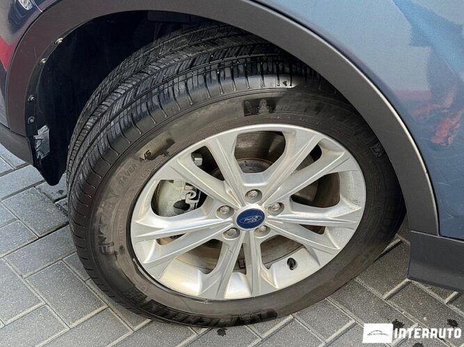 Ford Escape 36 interauto-car