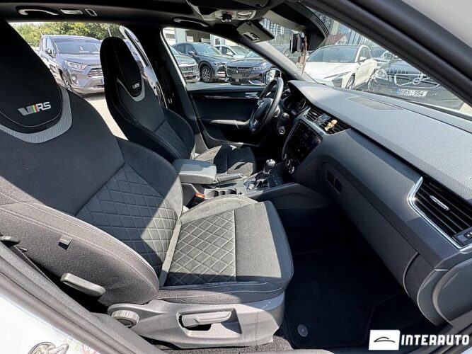 Skoda Octavia RS 49 interauto-car