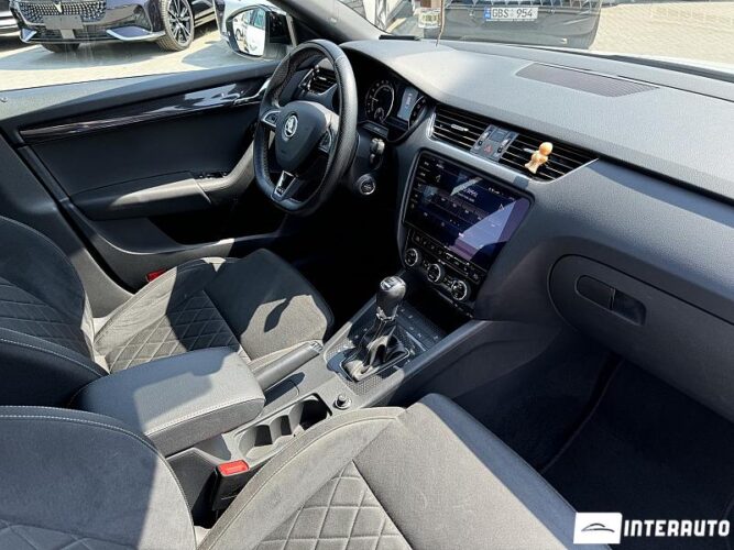 Skoda Octavia RS 51 interauto-car