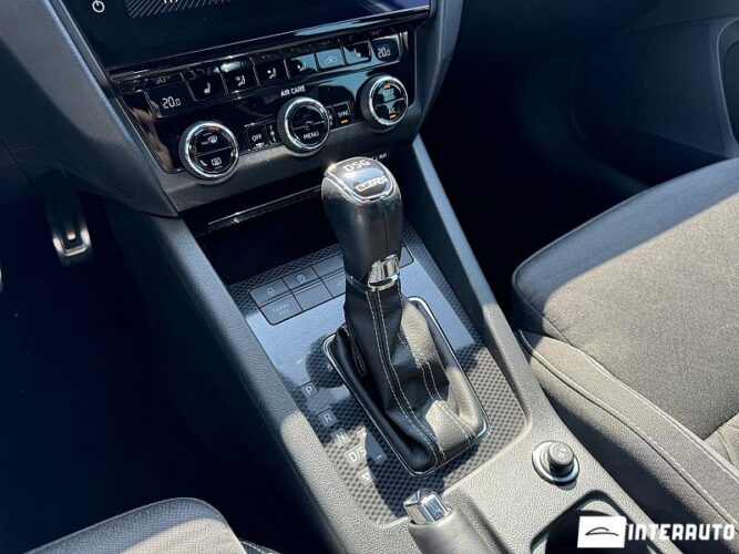 Skoda Octavia RS 47 interauto-car