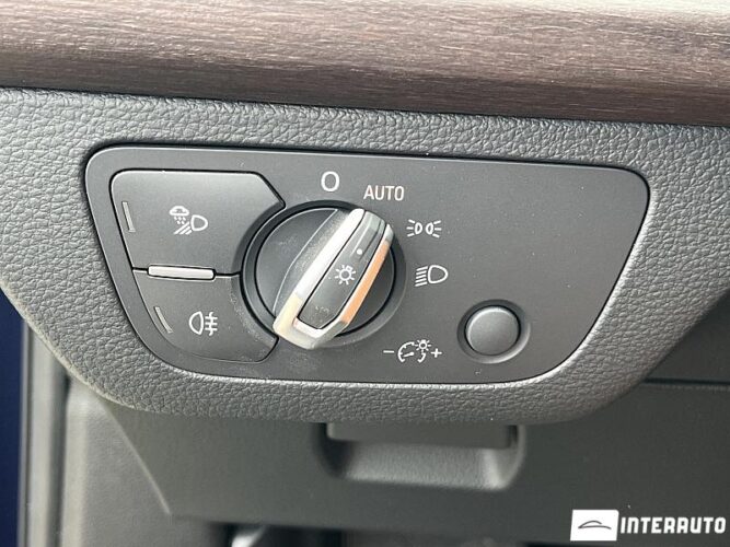 Audi Q5 49 interauto-car