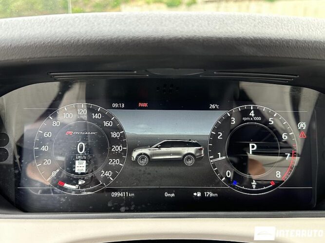 Land Rover Range Rover Velar 46 interauto-car