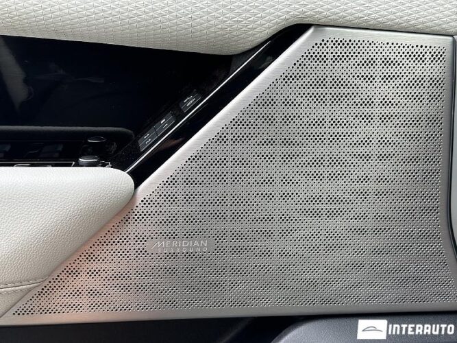 Land Rover Range Rover Velar 61 interauto-car