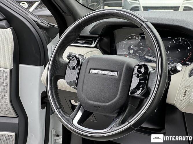 Land Rover Range Rover Velar 45 interauto-car