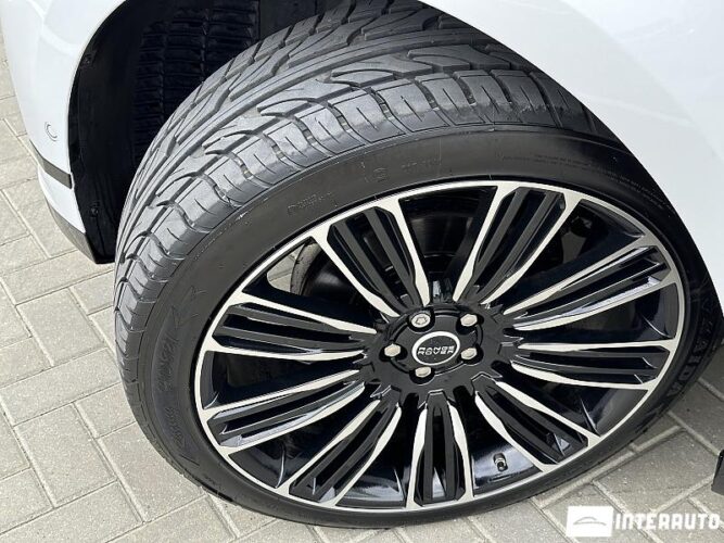 Land Rover Range Rover Velar 57 interauto-car