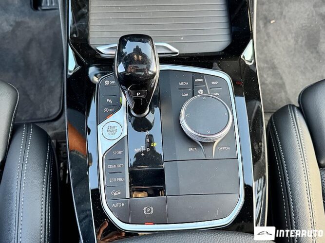 BMW X3 3.0i 53 interauto-car