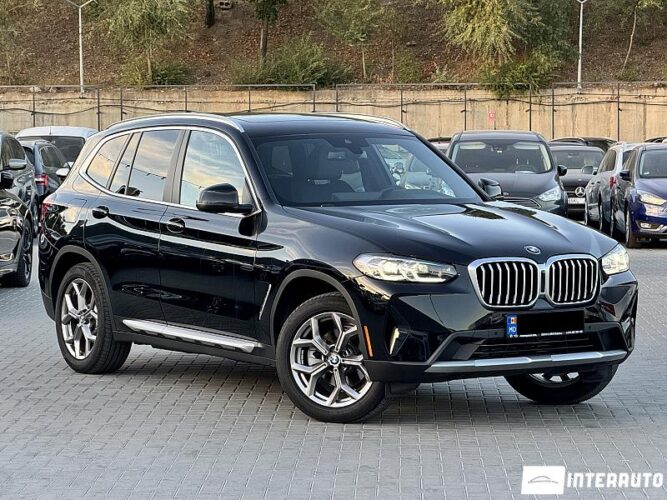 BMW X3 3.0i 40 interauto-car