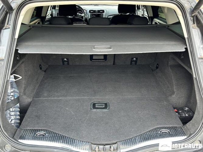 Ford Mondeo 50 interauto-car