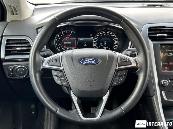 Ford Mondeo 42 interauto-car