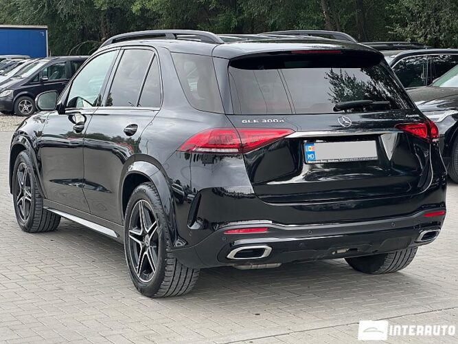 Mercedes GLE 300d 35 interauto-car