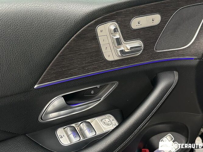 Mercedes GLE 300d 38 interauto-car