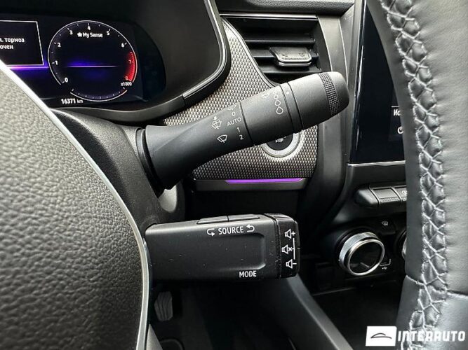 Renault Arkana 44 interauto-car