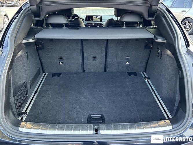 BMW X4 2.0D 52 interauto-car