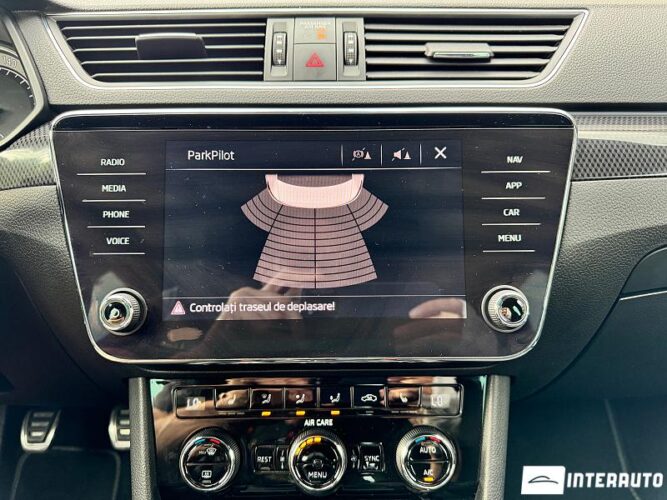 Skoda Superb 43 interauto-car