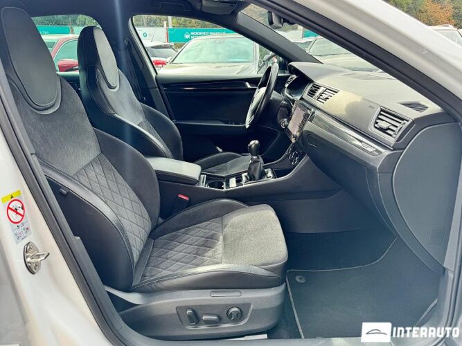 Skoda Superb 48 interauto-car
