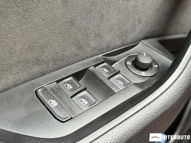 Skoda Superb 46 interauto-car