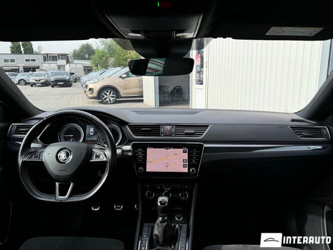 Skoda Superb 47 interauto-car