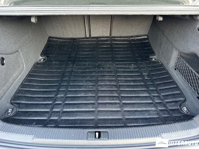 Audi A6 52 interauto-car