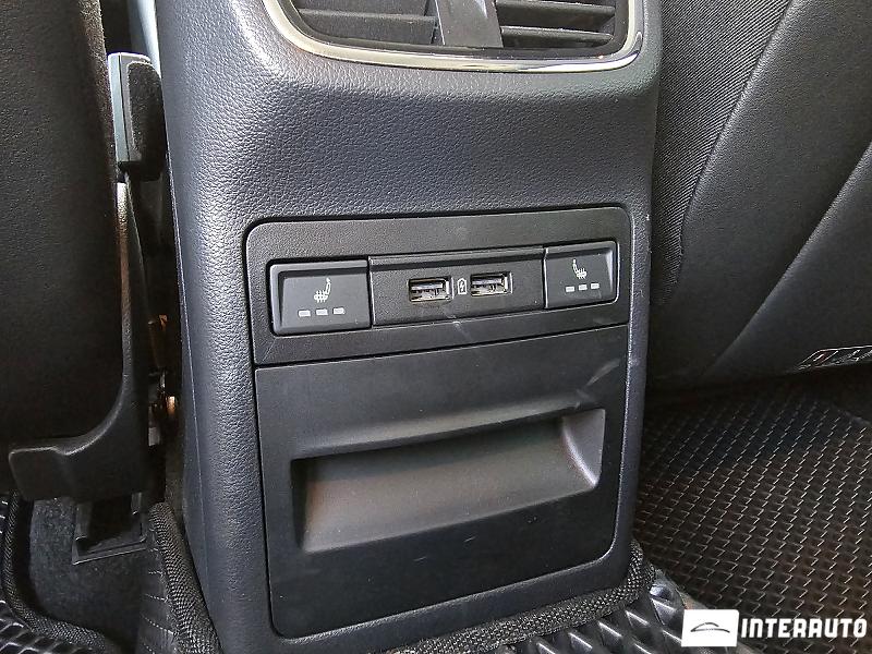 Skoda Octavia 25 automobil-interauto