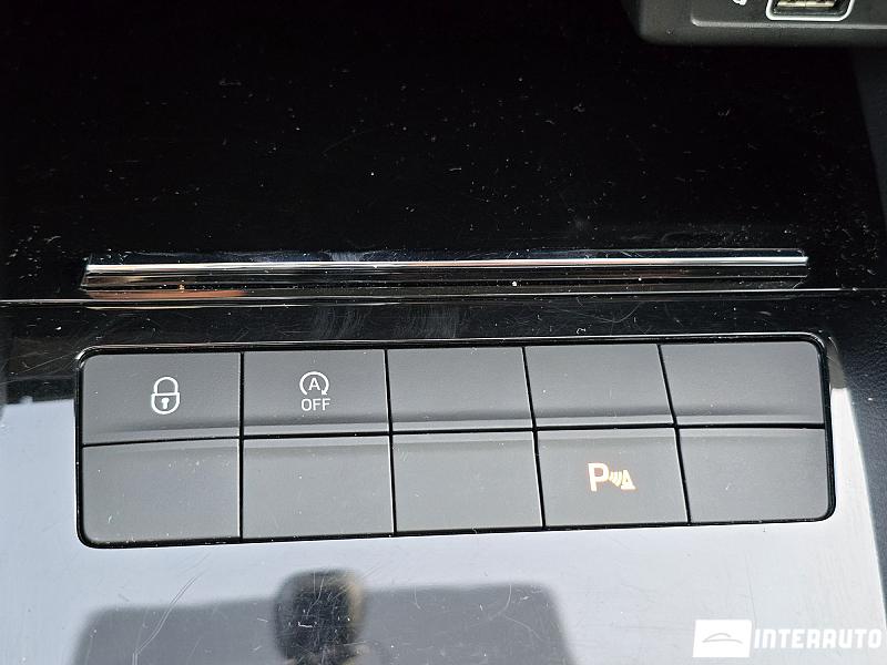 Skoda Octavia 21 automobil-interauto