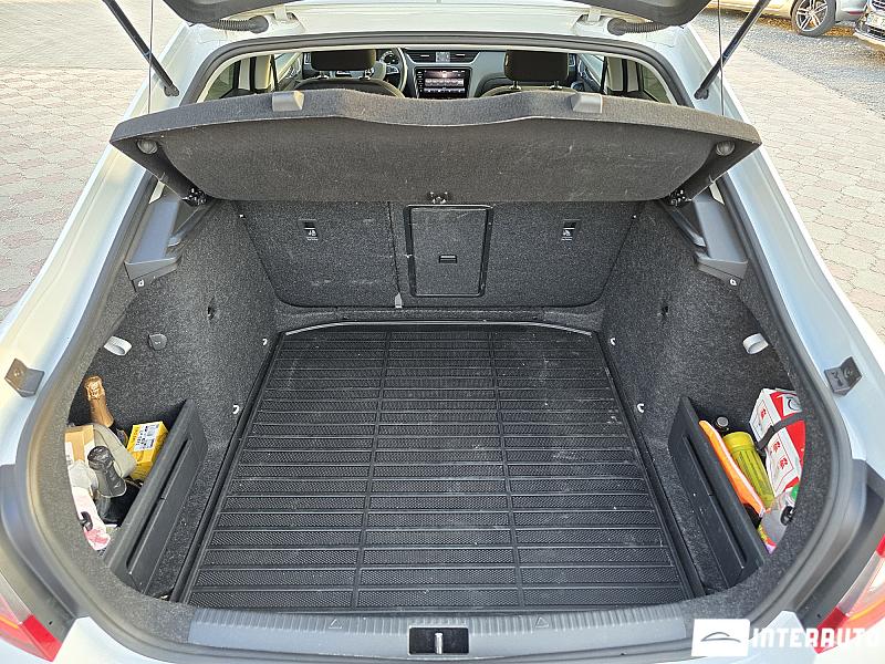 Skoda Octavia 27 automobil-interauto