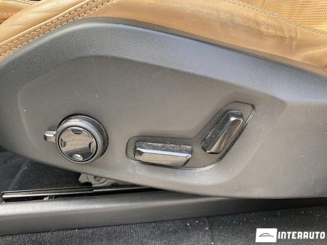 Volvo XC 90 38 interauto-car