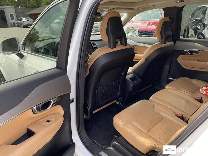 Volvo XC 90 48 interauto-car